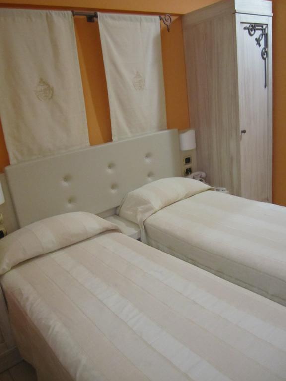 Aparthotel Palazzo Reginella Bovalino Marina Pokój zdjęcie